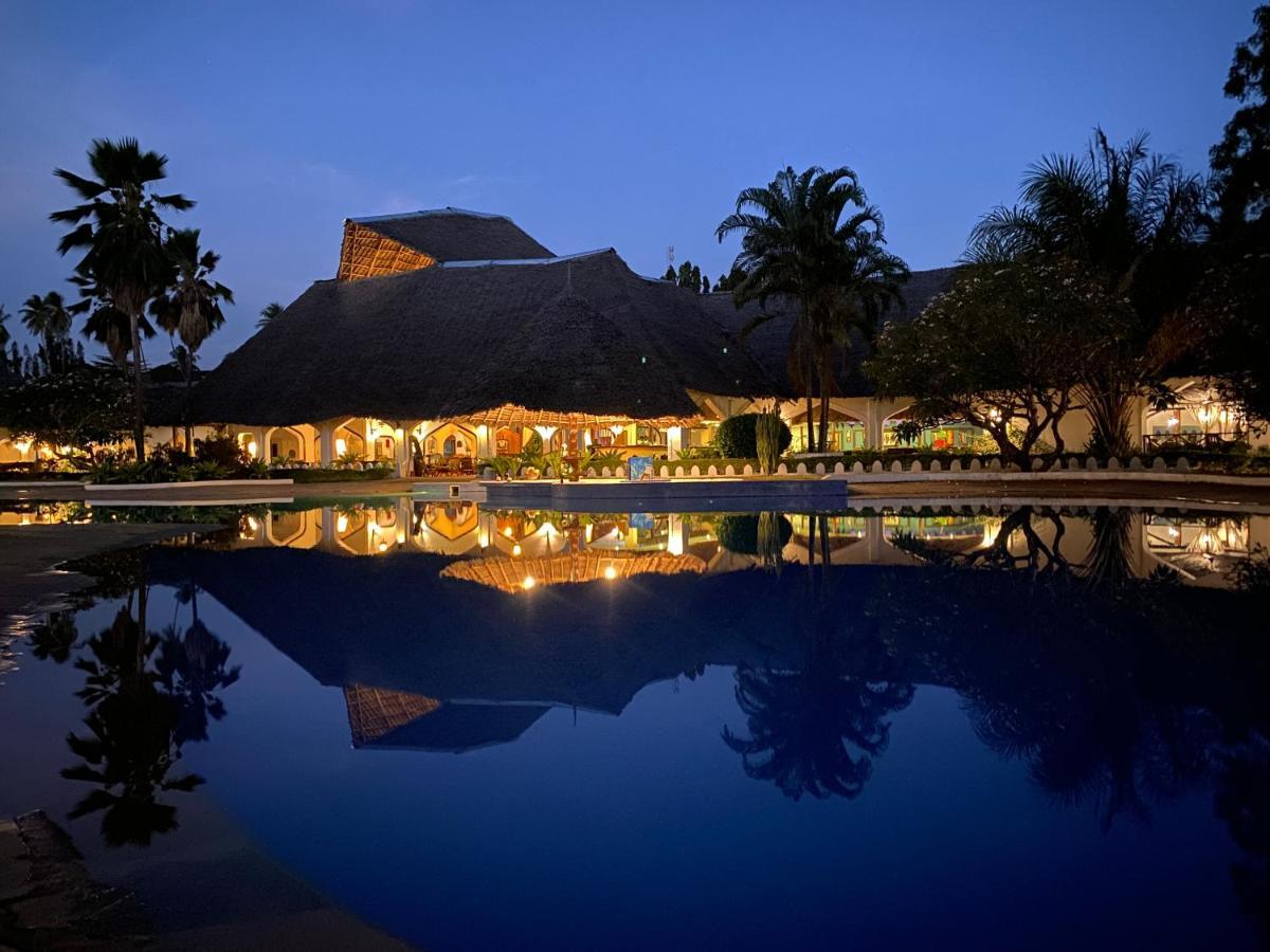 Resort Zanzibar Beach Resort 3*