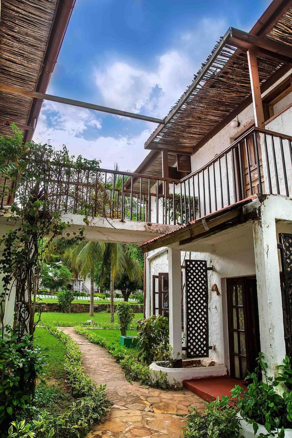 Resort Zanzibar Beach Resort 3*