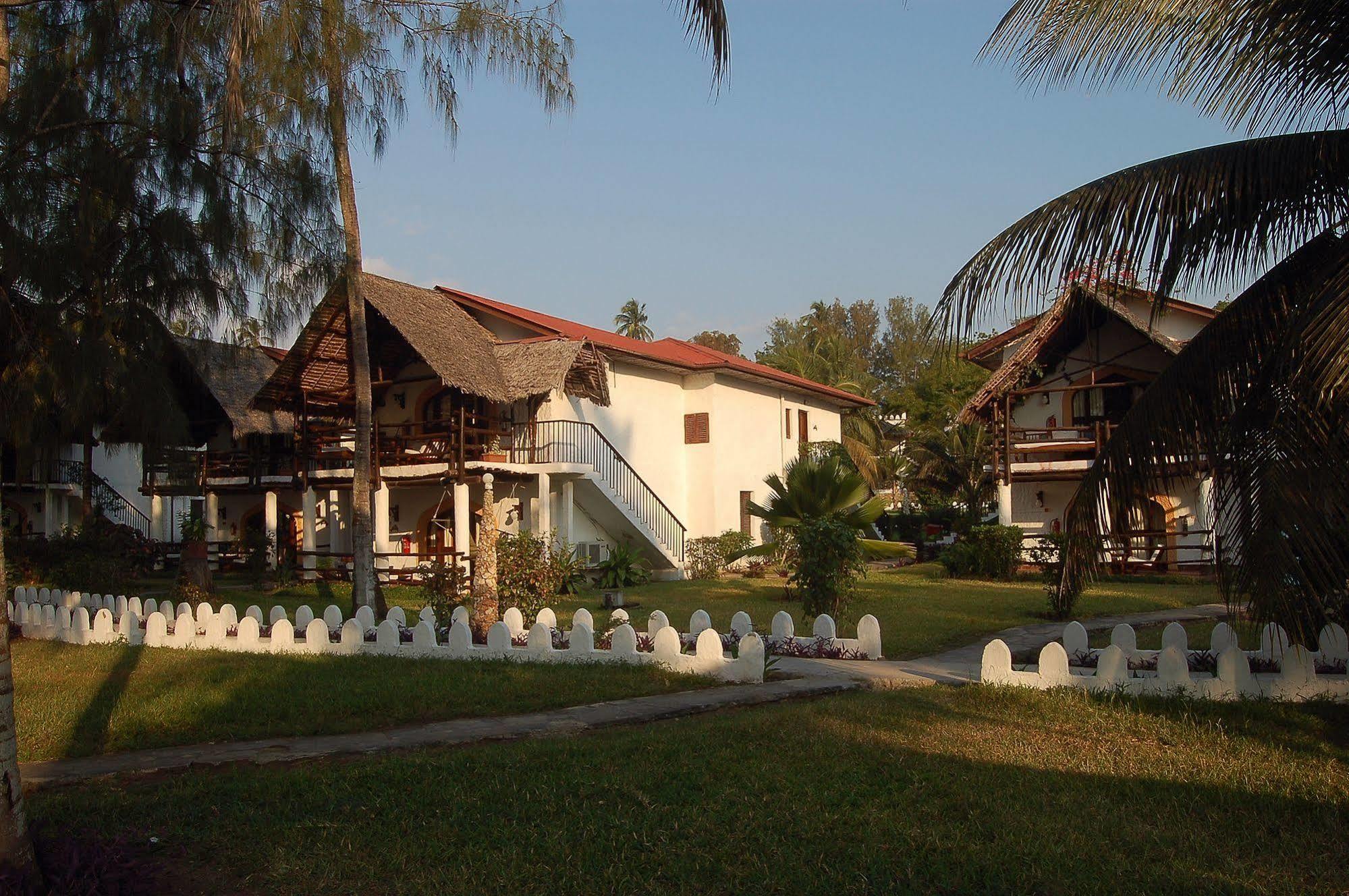 Ośrodek wypoczynkowy Zanzibar Beach Resort 3*